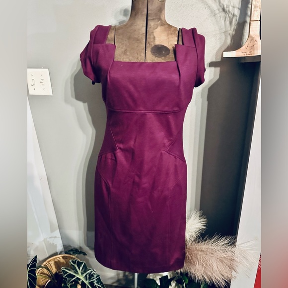 DIANE VON FURSTENBERGSquare Neckline Mini Dress - Picture 1 of 7
